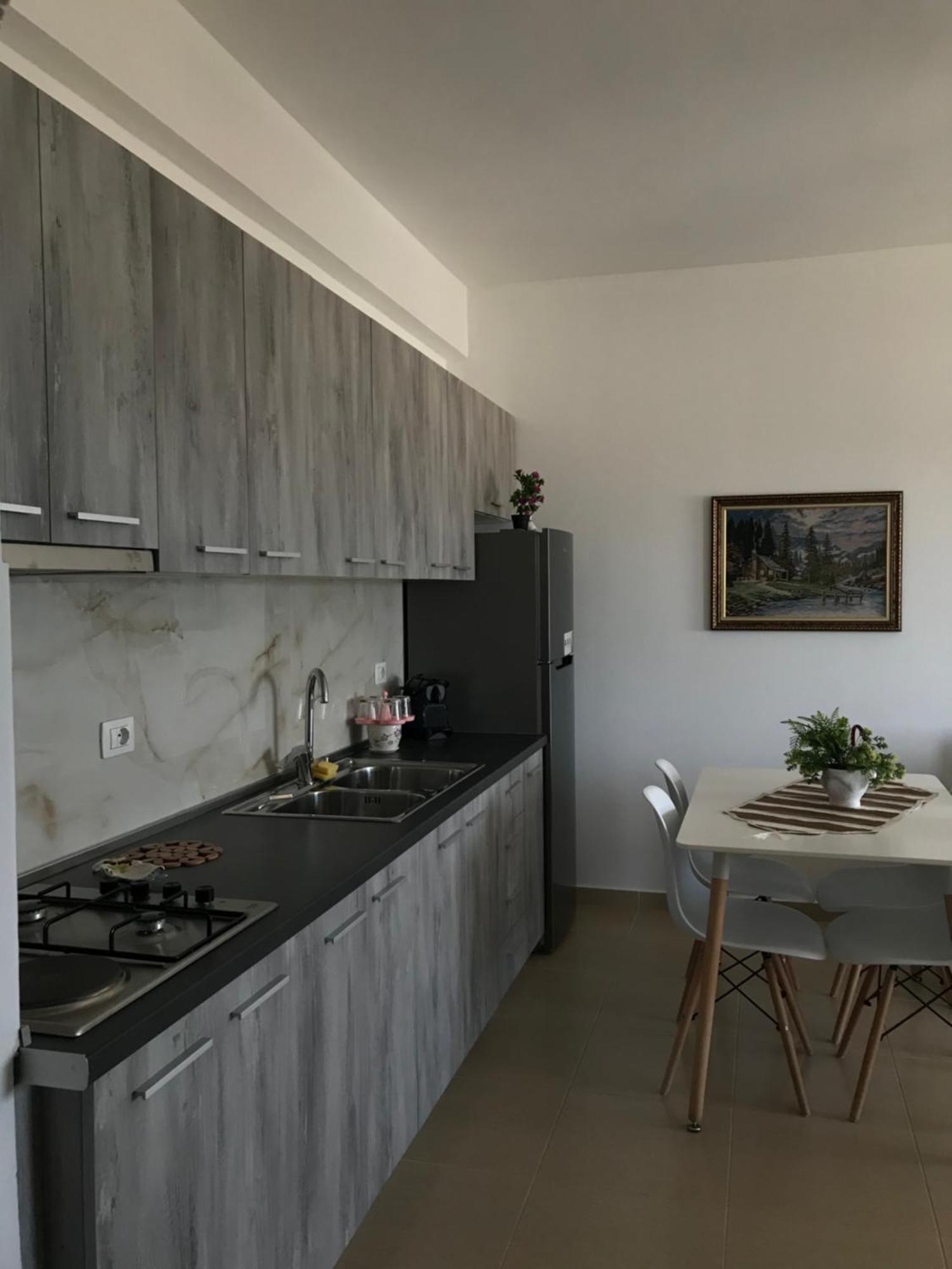 Corazon Guest House Vlore Luaran gambar