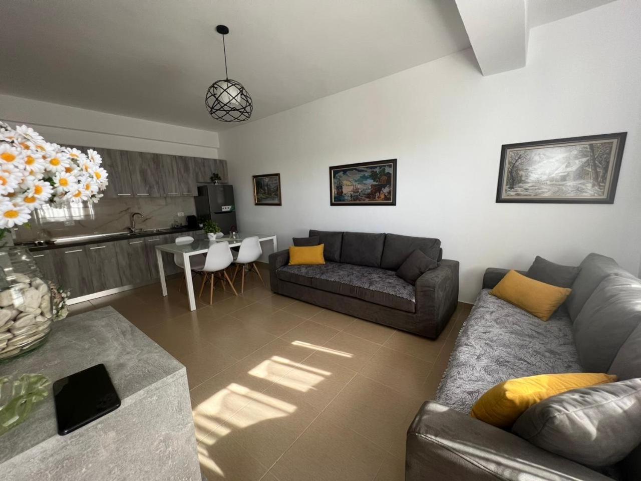 Corazon Guest House Vlore Luaran gambar