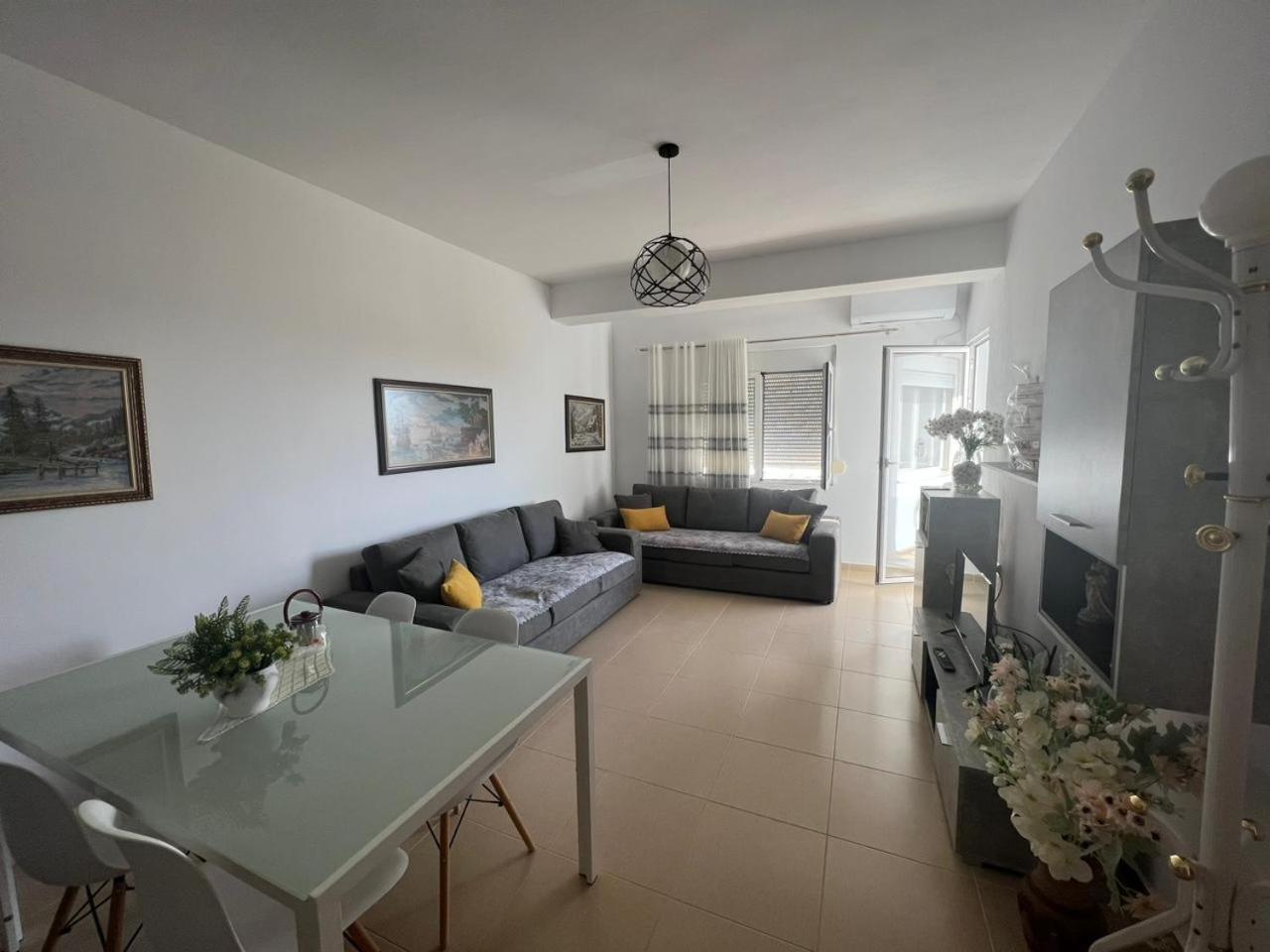 Corazon Guest House Vlore Luaran gambar