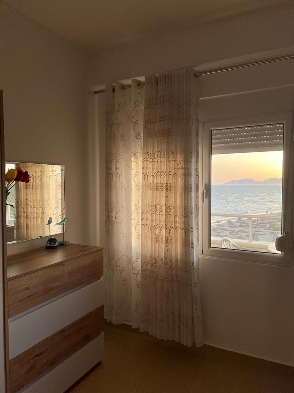 Corazon Guest House Vlore Luaran gambar